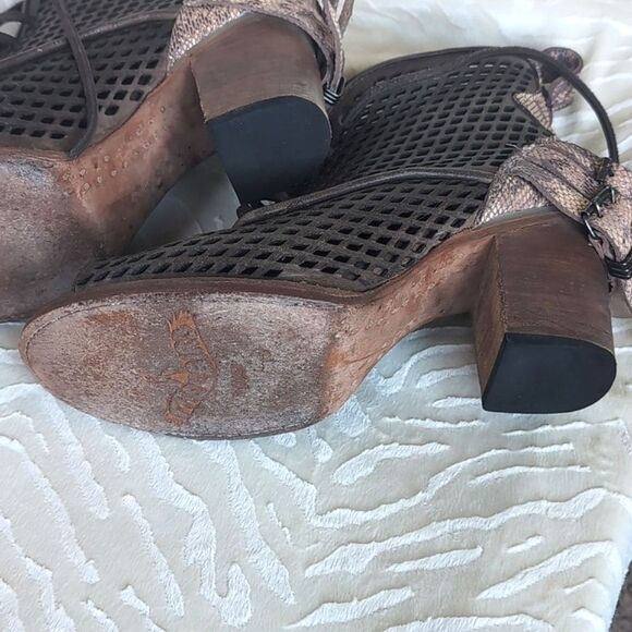 Freebird By Steven Benni Size 9 Lace Up Open Toe Leather Mesh Booty Taupe Snake - Picture 12 of 16